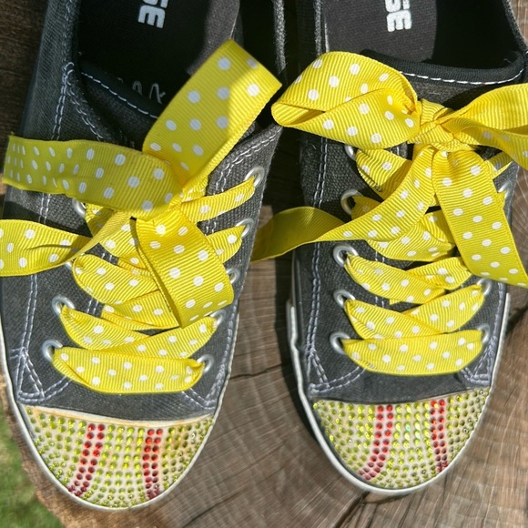 Converse All Star grey Sneakers w/Yellow laces & bling colorful toe Sz-8.  Ps - Picture 5 of 9